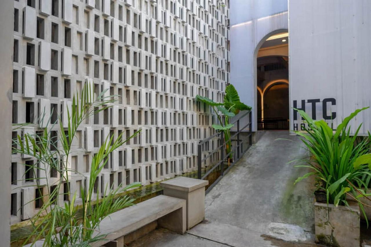 Reddoorz Plus Near Kawasan Sam Poo Kong Semarang Exterior foto