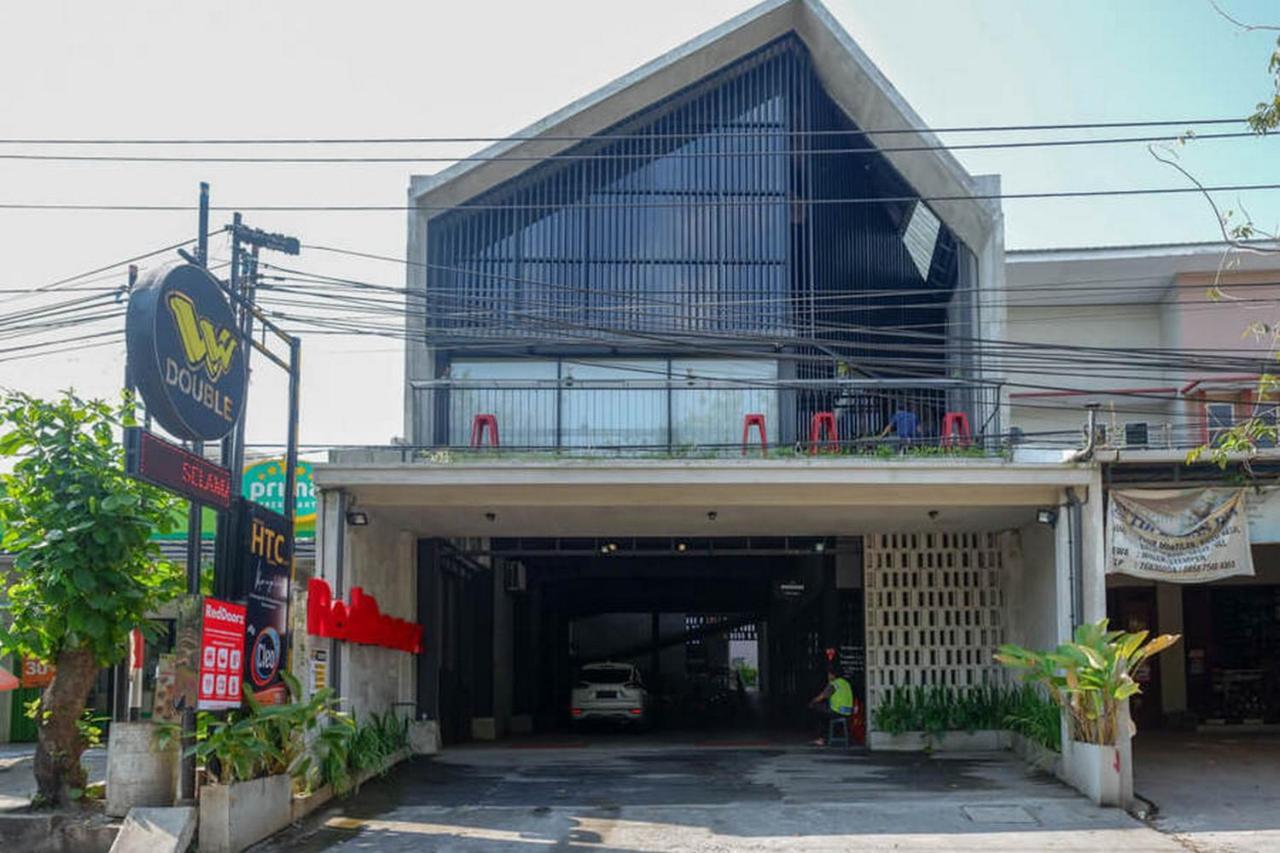Reddoorz Plus Near Kawasan Sam Poo Kong Semarang Exterior foto