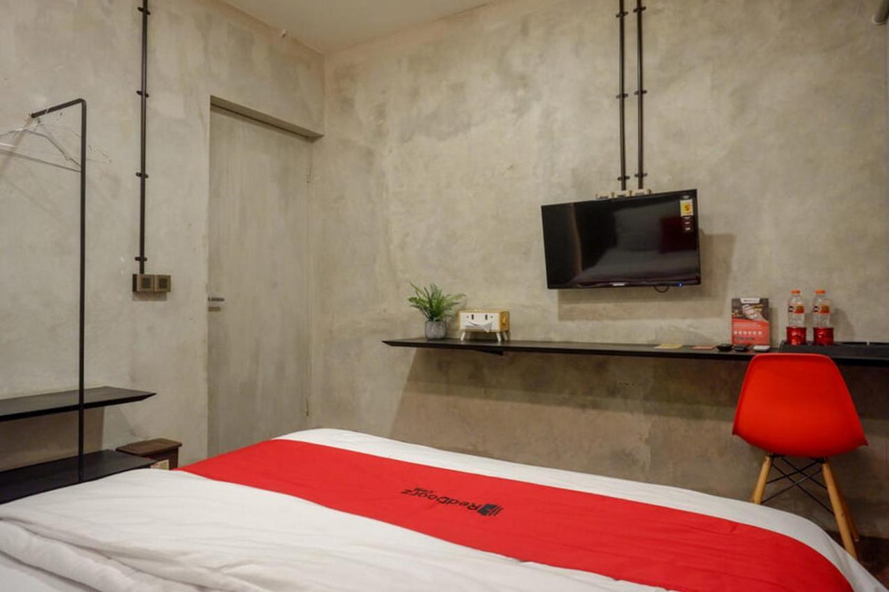 Reddoorz Plus Near Kawasan Sam Poo Kong Semarang Exterior foto